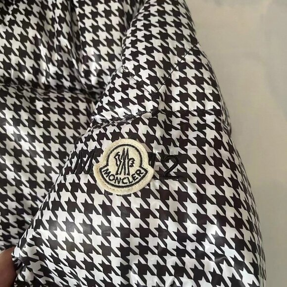 Moncler X Frgmt Socotrine Houndstooth Short Down Jacket - Picture 11 of 16